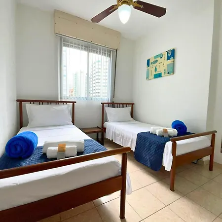 Apartamento no centro ao lado da praia com serviço de praia e perto do shopping-3